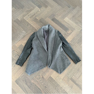 Theory Wool Blend Jacket Size M Gray with Leather Sleeves